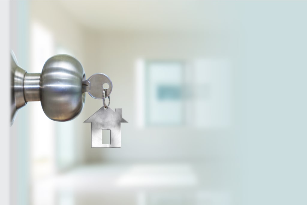 What Is a Tenant Screening Report? Key Insights for Landlords